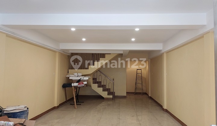 For Sale Hybrid Ruko Raya, North Jakarta Already Renovated For Sale Hybrid Ruko Raya, North Jakarta Already Renovated