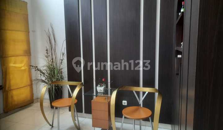 For Sale House in Sunter 2 Floors 2