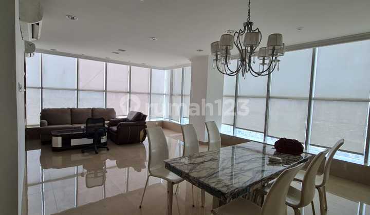 Penthouse Apartemen Grand Kartini 2 Lantai