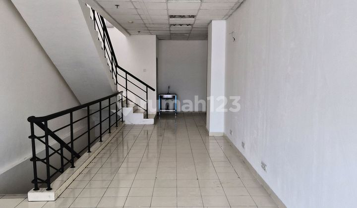 Mgk Kemayoran 3-Story Shop House