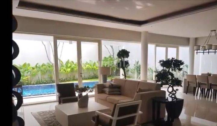 Sewa Rumah Graha Famili Full Furnish Swimming Pool Kamar 4  5