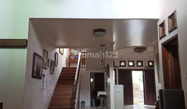 Rumah 2 Lantai Bagus Unfurnished SHM 2414  2