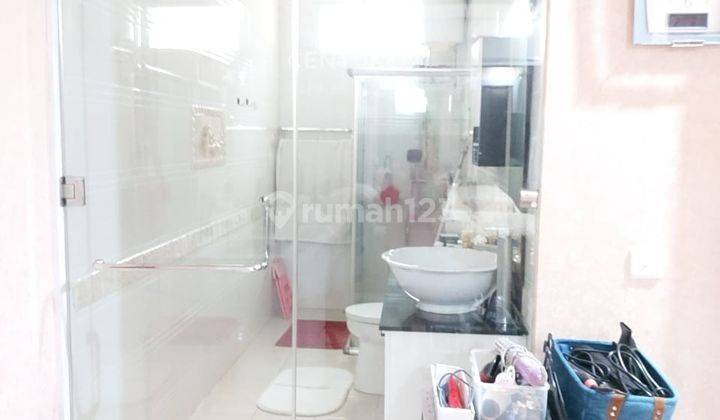 kamar mandi rumah di simplicity bsd 5656