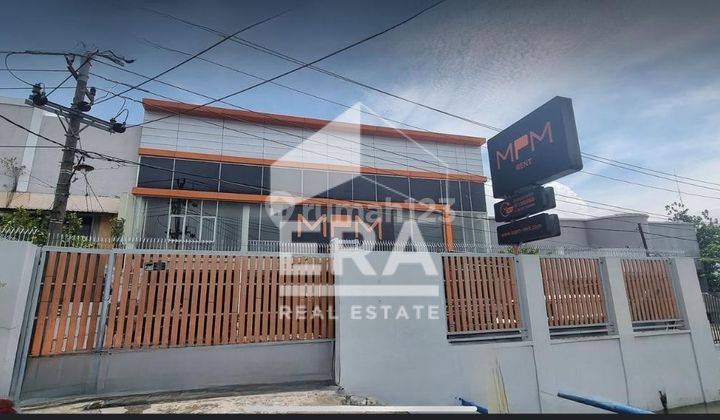 Disewakan Showroom di Jl. Raya Kaligawe Semarang 2