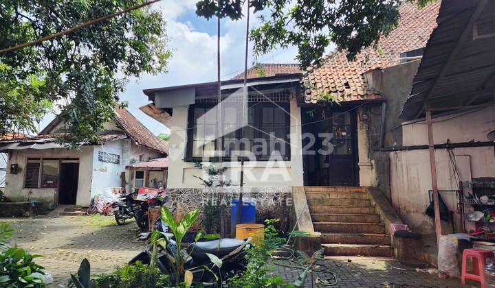Dijual Rumah Lama di Sultan Agung Semarang