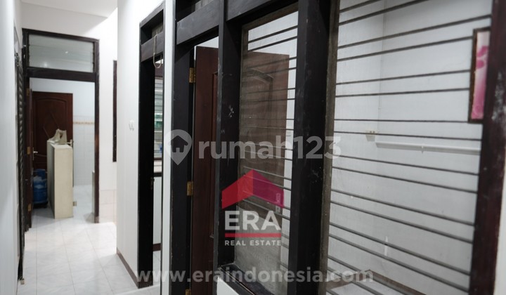 For Sale / For Rent House on Jl. Anggrek Semarang 2