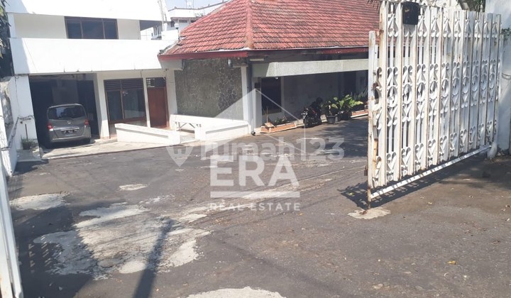For Rent Building in Diponegoro Semarang 1