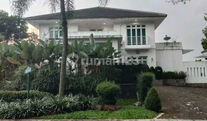 For Sale Fast Ready-to-Live House Swimming Pool Mountain View on Boulevard