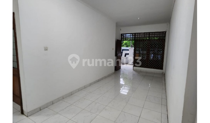 Disewakan Rumah Usaha Siap Huni Lebar 7 di Kelapa Gading Jakut 2