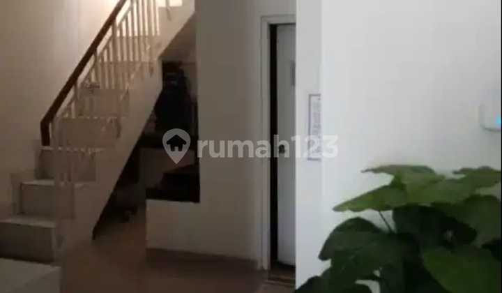 For Sale 3-Story House in Pulomas Area, Furnished, Ready to Move In, Flood-Free. 2