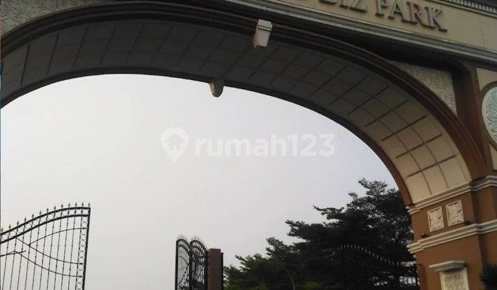 Ready-to-Use Warehouse, located in a safe and clean area. Ready-to-Use Warehouse, located in a safe and clean area.