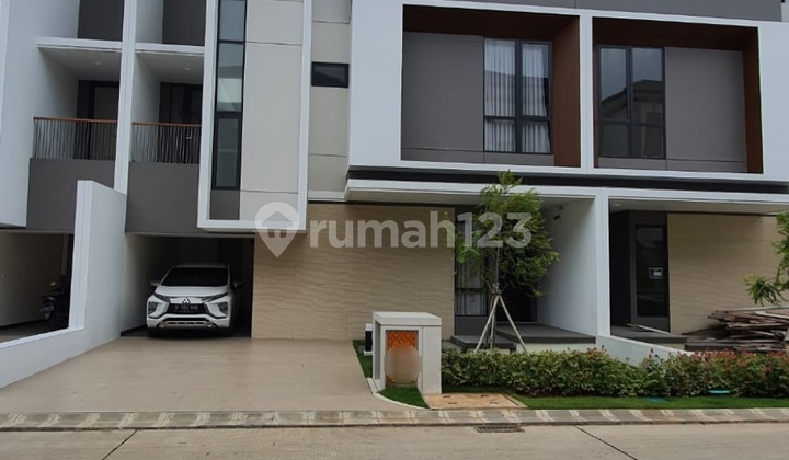 Rumah 3 lantai di Asya, Cluster Maninjau Rumah 3 lantai di Asya, Cluster Maninjau