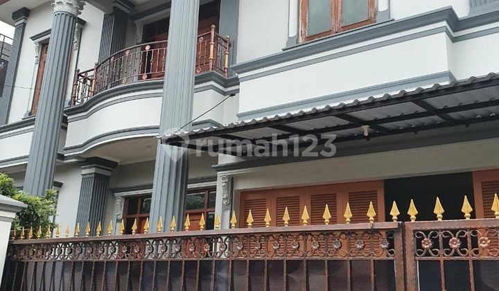 Dijual Rumah Classic 2 Lantai Di Pulo Gadung Siap Huni Furnish