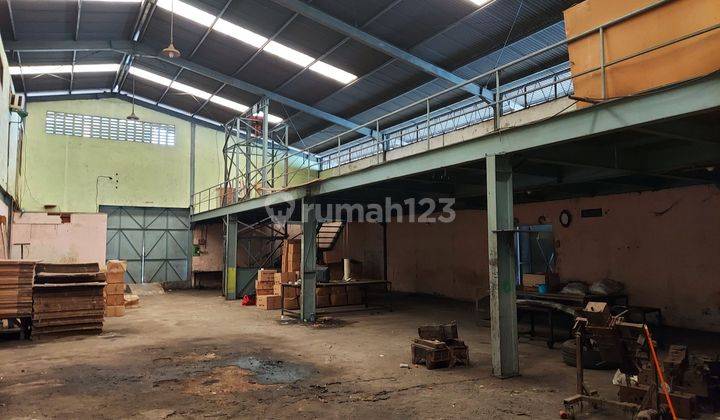 Gudang bekas pabrik di kamal muara, Penjaringan 2