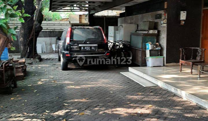 Rumah besar di Mangga besar. Siap huni,  1