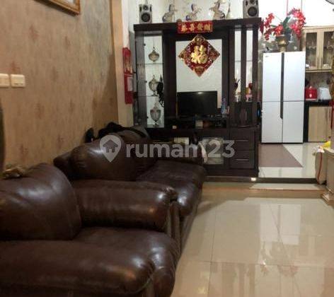 Rumah 3 lantai di Pademangan Timur, Siap huni, Furnish 2