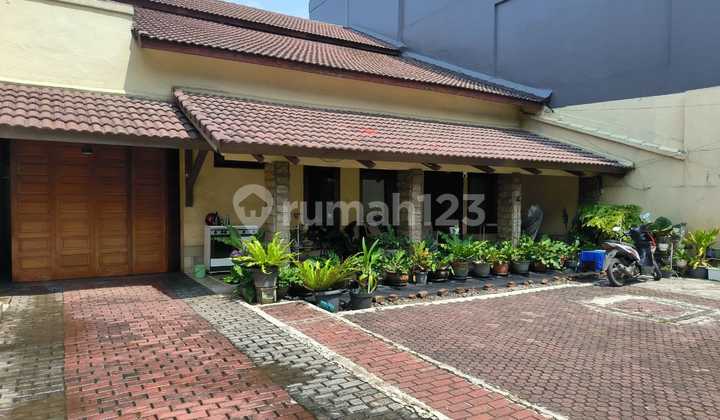 For Sale Large Beautiful House in Koja Tanjungpriok 2