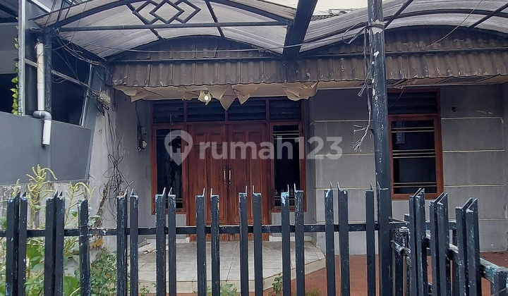 Dijual Rumah Standart di Kelapa Gading Harus Renovasi