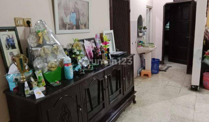 Rumah Dijual Di Duren Jaya Siap Huni Halaman Luas 2
