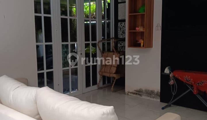 For Sale 3-Story Minimalist House in Tomang with Access for 2 Motorcycles 2