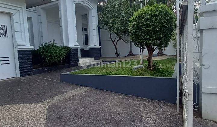 Rumah 2 Lantai Di Pejaten  , Jalan Besar 1