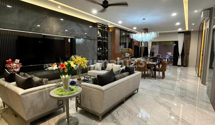 Dijual Rumah Bagus di Sympony Golf Furnish Siap Huni Dijual Rumah Bagus di Sympony Golf Furnish Siap Huni