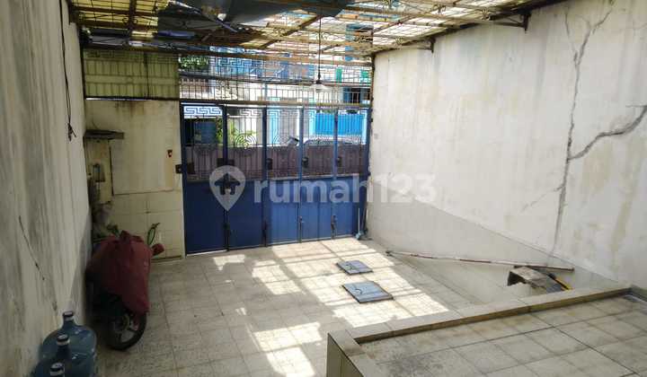 Rumah Kokoh Di Lokasi Pademangan Siap Huni Rumah Kokoh Di Lokasi Pademangan Siap Huni