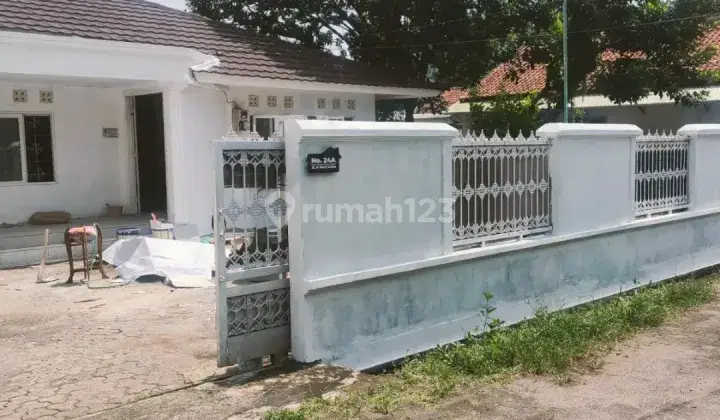 Rumah Murah dgn Luas Tanah 600 Mtr Siap Huni di Ciputat Tang Sel 2