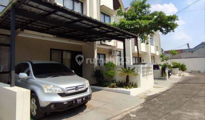 Rumah Cantik 2 Lantai Siap Huni One Gate System Bonus Furniture  1