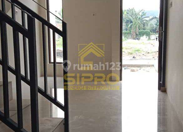 Rumah 2 Lantai Lokasi Strategis Dekat Kampus STAN Bintaro  2