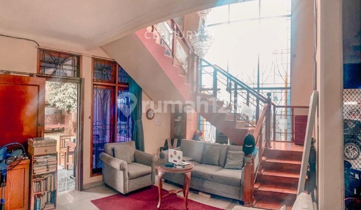 Rumah Luas Akses Mudah Tol Jorr di Mutiara Asgo Kampung Rambutan 2