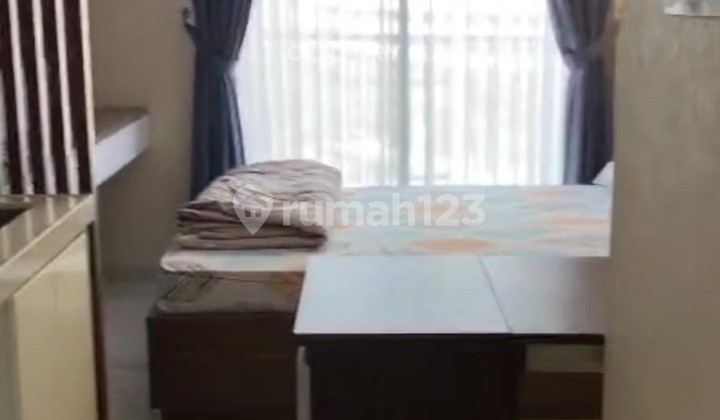 Apartemen Skyhouse BSD Apartement         