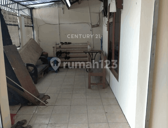 Rumah Strategis Dekat Stasiun di Jl Pondok Jaya Raya Jakarta 2