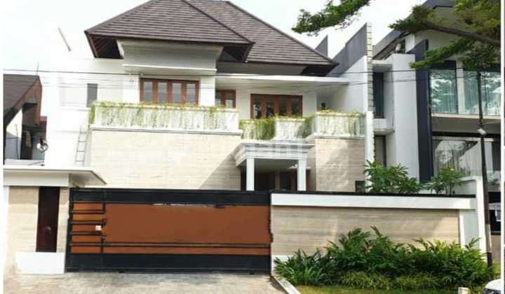 Dijual Rumah Bangunan Baru dengan Swimming Pool di Pondok Indah Dijual Rumah Bangunan Baru dengan Swimming Pool di Pondok Indah