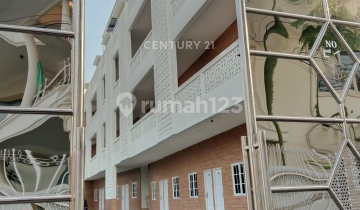 Margahayu Raya Street Rental House, Bekasi City
