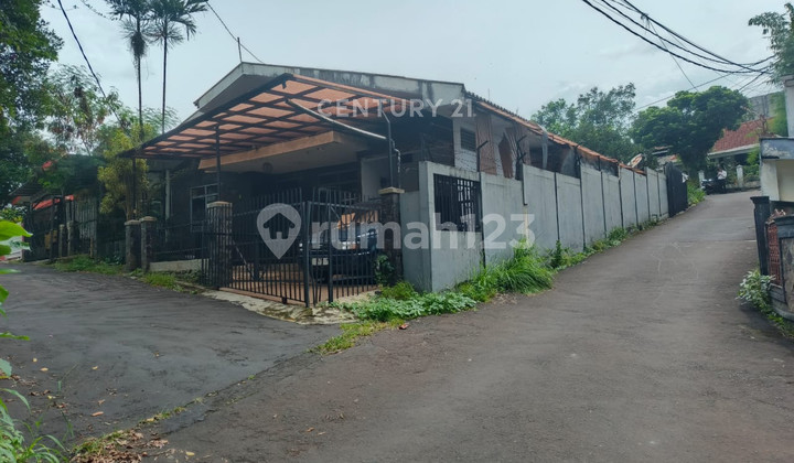 Rumah Strategis Dekat Pusat Kota di Komp Pondok Tajur Indah Bogor