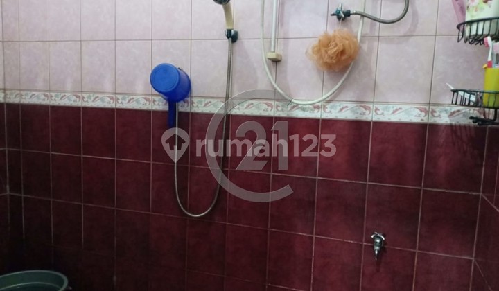 Dijual Rumah Jl Kebun Kacang 2