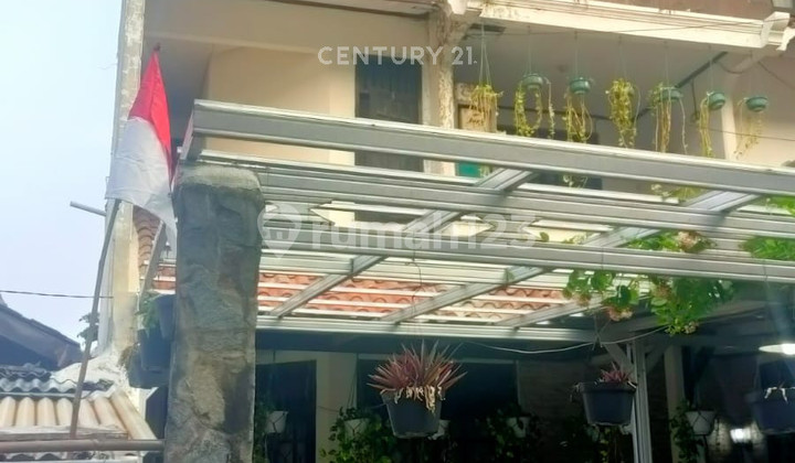 Rumah Strategis Area Niaga di Jl Romas Jakarta Timur