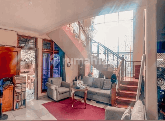 Rumah Hook Kampung Rambutan Jakarta Timur 2