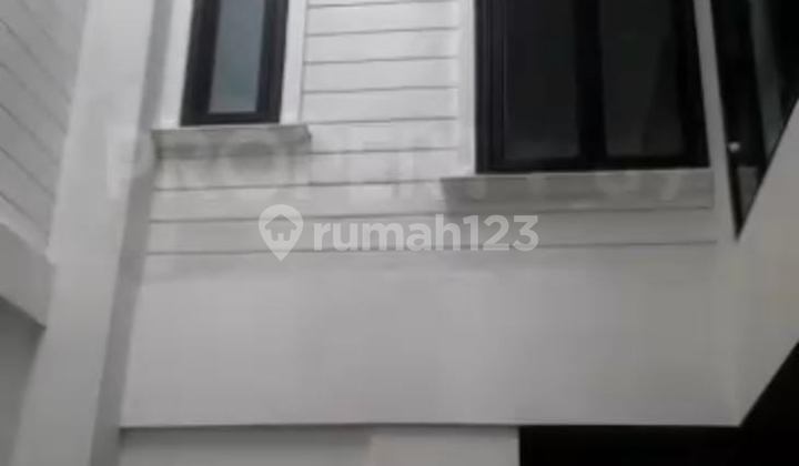 Rumah Mewah Bebas Banjir Kawasan Elite Pondok Indah 2