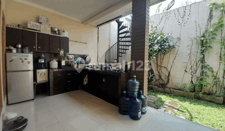 dapur rumah cluster di cimanggu permai