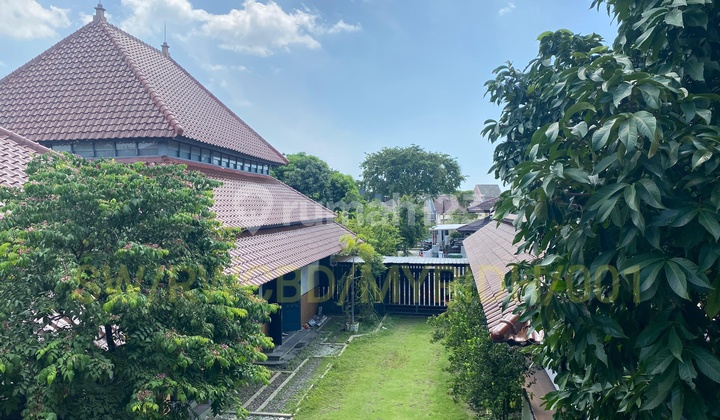 For Sale Spacious, Economical, Strategic House in Manyar, East Surabaya, Near Untag, Nginden, Merr, Kertajaya