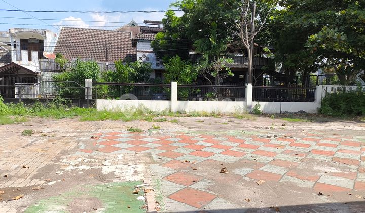 Disewakan Ex-Cafe di Ketintang dekat Sekolah Al-Hikmah  2