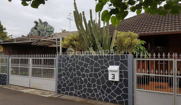 Rumah Aseri Konsep Antik Akses Mudah di Selatan Kota Bogor 1