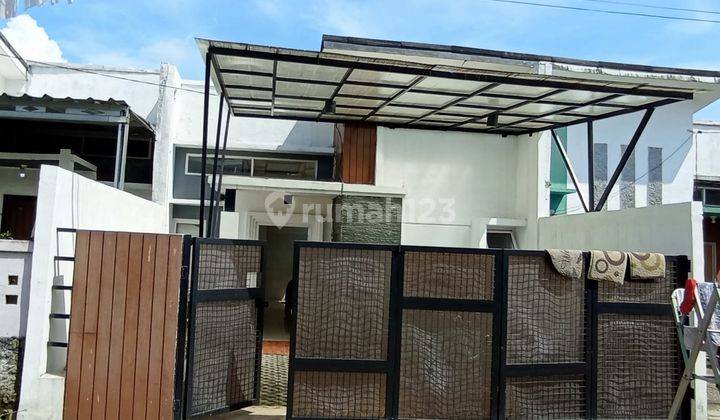 Rumah Cantik Modern Di Cibungbulang Town Hill Bogor 1