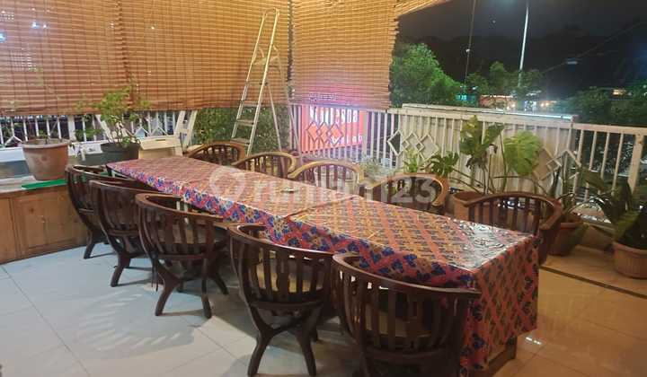 Tempat Kuliner Strategis Di Boulevar Grand Depok City  2