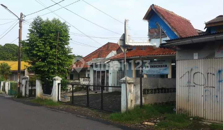 Strategic Plot with Old House Bonus in the Heart of Bogor City