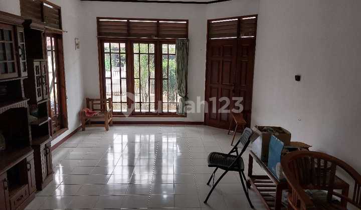 Rumah  Strategis Halaman Luas di Komplek Tajur Indah Bogor 2