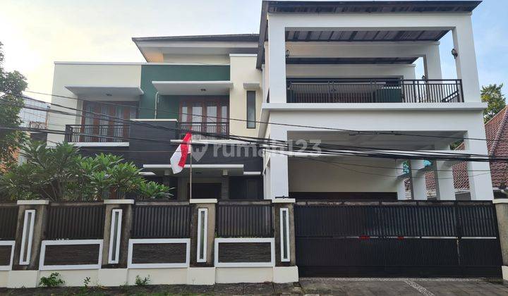 Rumah Mewah Bonus Kolam Di Lokasi Elit Menteng Jakarta Pusat 1