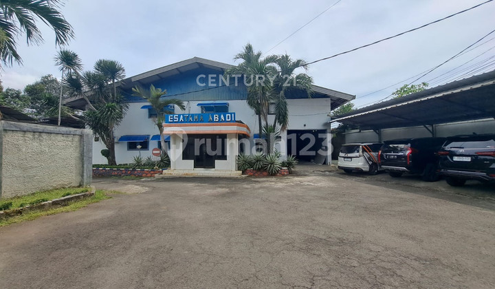 Strategic Office Warehouse Workshop on Jl Raya Bogor Km 31 Depok Strategic Office Warehouse Workshop on Jl Raya Bogor Km 31 Depok